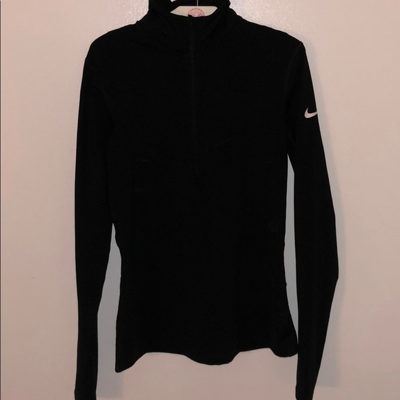 Nike Sweaters - Nike sweater